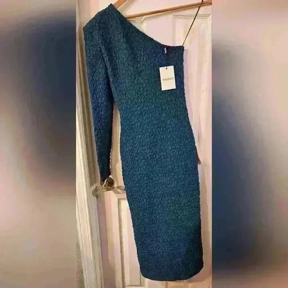 NWT BARDOT Crinkle One Shoulder Dress In Teal - Picture 4 of 8
